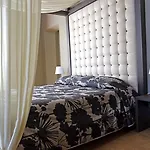ريبوبليكا للمبيت والإفطار فندق مبيت وإفطار 4*
