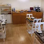 ريبوبليكا للمبيت والإفطار